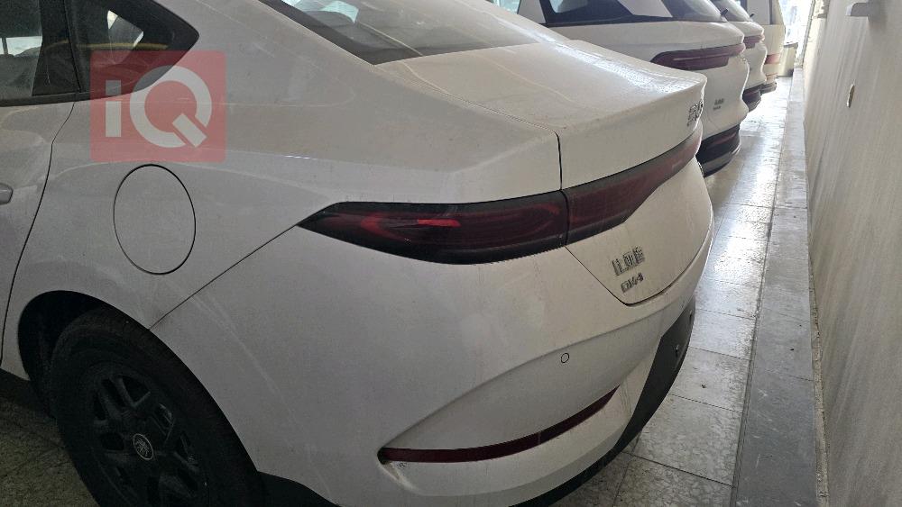 بي واي دي Qin Plus